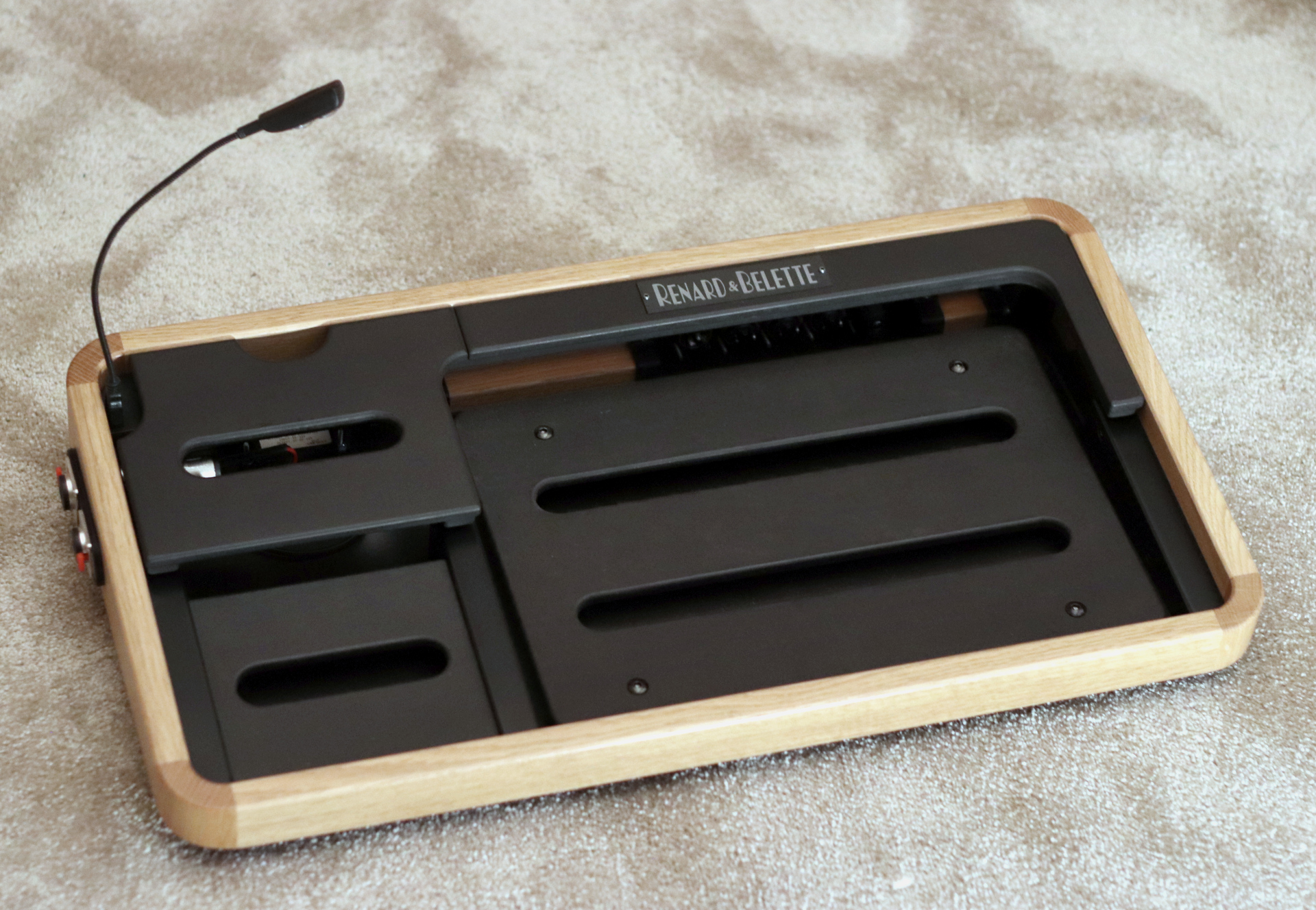 DUO 3-3P pedalboard hybride basse et Keyboard pour 6 pedales avec eclairage Renard & Belette